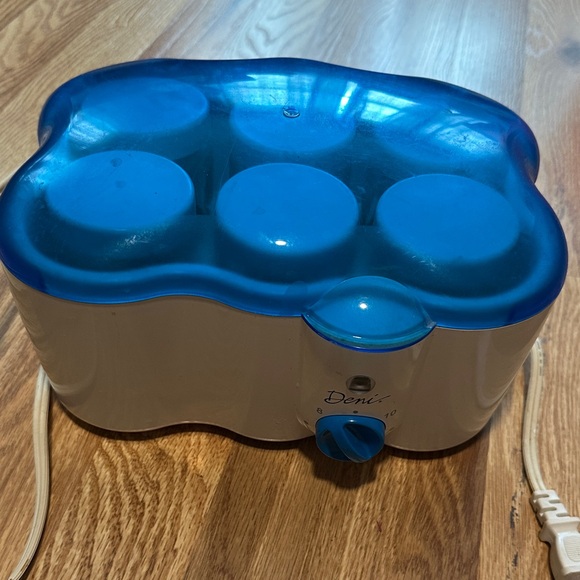 Deni Yogurt Maker with Blue Lid - Picture 1 of 5